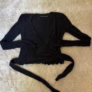 Black long sleeve v-neck, criss/cross shirt